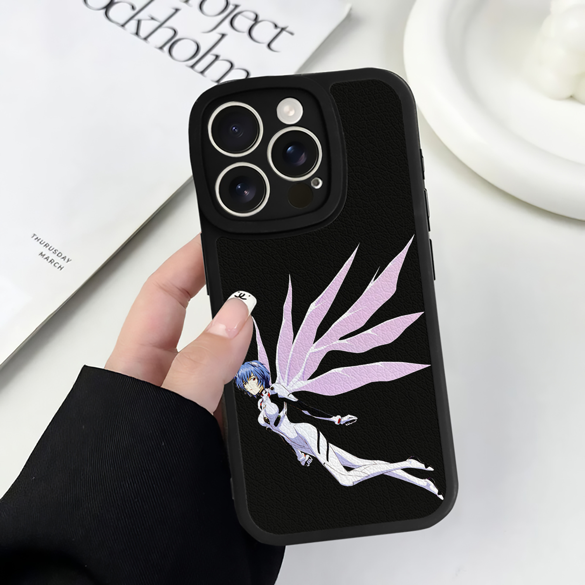（画像用） EVA 新世紀エヴァンゲリオン 【iPhone 16シリーズ対応】シリコンスマホケース（レザー調） 材質：シリコン
